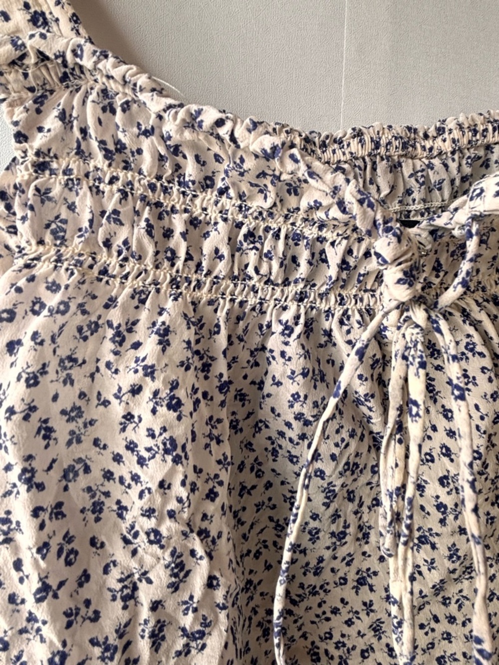 Sleeveless Floral Blue & White Women's Smocked Cami Top Boho Summer Peasantcore - Picture 3 of 7
